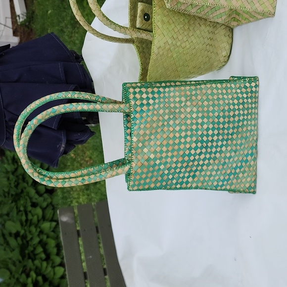 Palm leaf woven tote bags with lining. - Picture 4 of 5